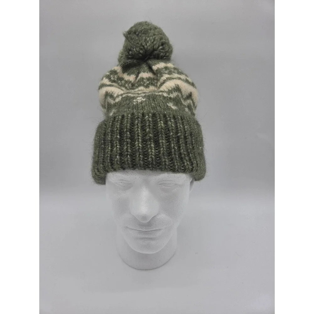Universal Thread Beanie One Size Olive Green Womens Fair Isle Pom Pom Winter Hat